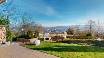 Traumhafte 3,5 Zi-Wohnung mit grossem Garten und Panoramaview Carportstellplatz am Tüllinger