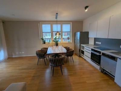 Charmante 3-Zimmer-Etagenwohnung mit Kanalblick in Hamburg-Hammerbrook