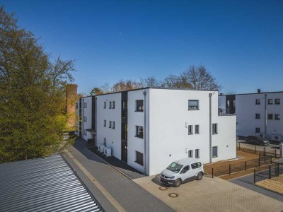 3-Zimmer Wohnung mit eigenem Garten + Terrasse