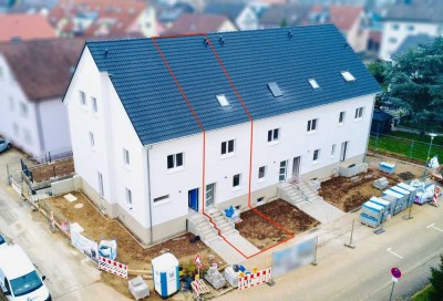 JETZT NOCH SELBST GESTALTEN: Optimal aufgeteiltes Neubau RMH  in toller Lage - 2 XXL-TG-Stellplätze