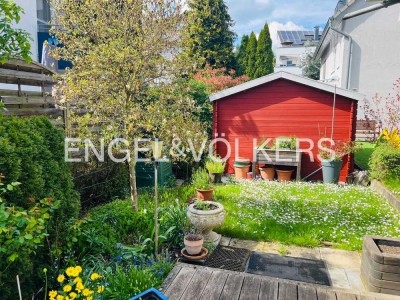 Wunderschöne und zentral gelegene 3-Zimmer-Wohnung mit Terrasse, Garten und Tiefgaragenstellplatz...