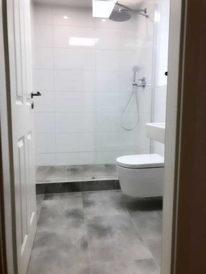 Stilvolle 3 Zimmerwohnunug / Balkon