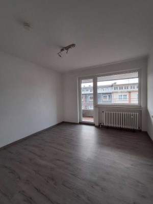 2 Zimmer-Wohnung mit Balkon