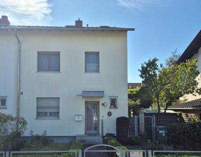 Gepflegtes Reihenendhaus mit Balkon und Terrasse in ruhiger Lage in Zwingenberg