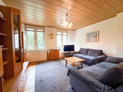 Charmante Souterrain-Wohnung mit zusätzlichem Platzpotenzial in Solinger Südstadt