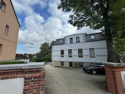 Sanierte 2-Zimmer-Wohnung mit Einbauküche in Zwickau