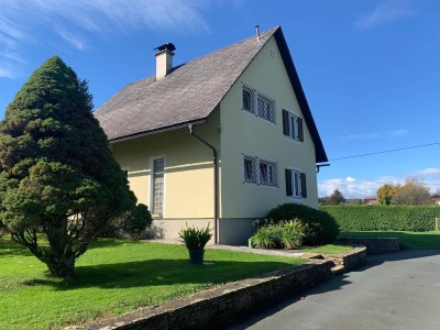 NEUER PREIS Einziehen, Wohlfühlen &amp; Genießen - Ihr Traumhaus zu top Preis in der Südsteiermark wartet auf Sie! Großer Garten mit Sonnenterrasse und Keller mit Garage.