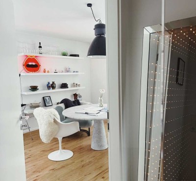 Exklusive, modernisierte 3-Zimmer-Wohnung mit Balkon und EBK in Oeffingen