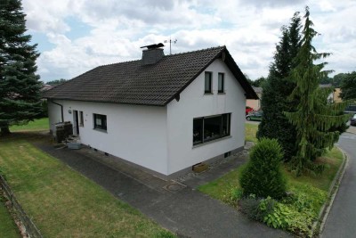 Massiver Bungalow mit großem Garten in Borgentreich