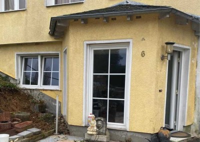 Gepflegte 60 m2 ,2 Zimmer-Erdgeschoßwohnung große Terrasse und Stellplatz in Frechen-Königsdorf