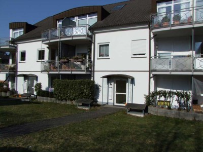 Ruhige und gepflegte Erdgeschosswohnung mit Terrasse