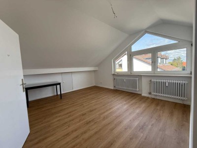 1-Zimmer Dachgeschosswohnung in Hattersheim am Main,