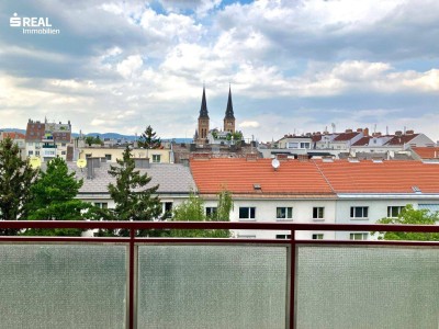 3 Zimmer mit Loggia in den ruhigen Innenhof ausgerichtet