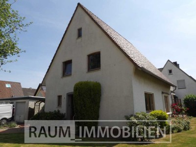 Zweifamilienhaus..inkl. 3 Garagen !!