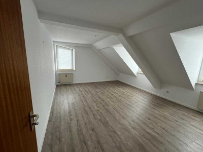 Ansprechende 2,5-Zimmer-Dachgeschosswohnung in Windeck - Herchen