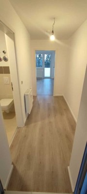 ***Sanierte 1-Zimmer-Wohnung mit Balkon und Aufzug***