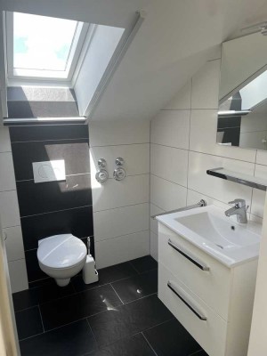 schöne 2-Zimmer-Dachgeschosswohnung mit gehobener Innenausstattung in Dießen am Ammersee