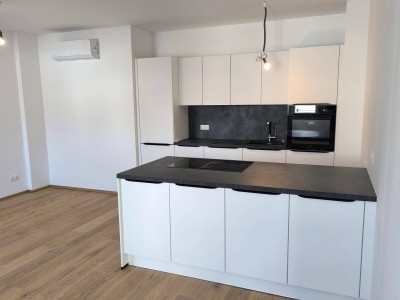 Exklusive 3 Zimmer DG Wohnung, Erstbezug, unbefristet mit Traumblick im Dritten zu MIETEN
