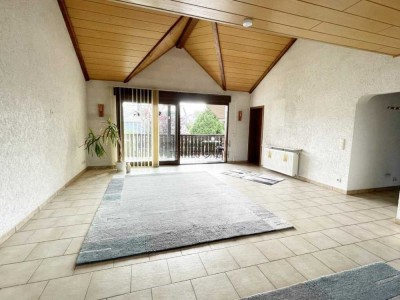 Große 3 ZKB-WHG mit Loggia in ruhiger Lage von Bexbach