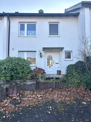 RESERVIERT- Platz für Ihre Ideen – Reihenmittelhaus mit Garten und Potenzial