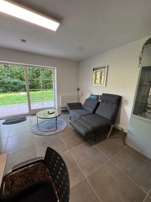HOCHSCHWARZWALD - Kernsanierte und somit NEUWERTIGE Ferienwohnung in der Jagdhausresidenz Hundsbach