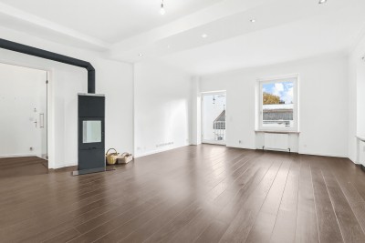ALTBAUJUWEL: 4-ZIMMER-WOHNUNG MIT BALKON IN SALZBURG-ANDRÄVIERTEL