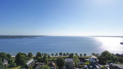 Das Wasser zum Greifen nah! Ihre Panoramablick-Wohnung steht zum Einzug bereit!