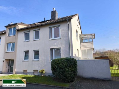Freuen Sie sich auf eine schöne Wohnung mit neuwertigem Bad, einem Kamin und einer Photovoltaik