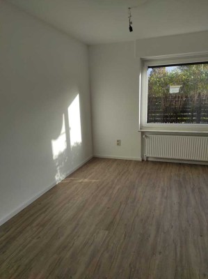 Schöne 2 ZKB Erdgeschosswohnung - Bergstraße in Cloppenburg