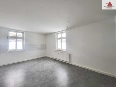 Modern renovierte 2-Raum-Wohnung in Gornsdorf!