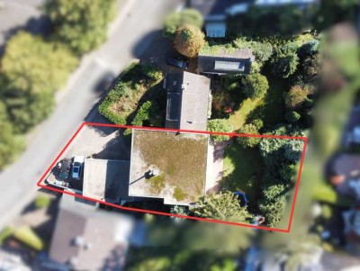 Provisionsfreies Mehrfamilienhaus in Bestlage Bensberg mit großem Grundstück