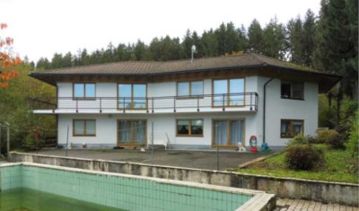 Wohnen und Gewerbe - Herrschaftliches Anwesen in Sulzberg!
