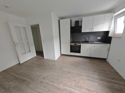 Tolle 2-Zimmer Wohnung mit Einbauküche und Balkon