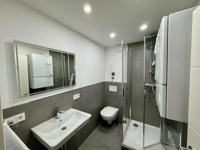 WG-Neugründung in frisch renovierter 4-Zimmer-Wohnung