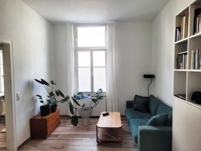Freundliche 2,5-Zimmer-EG-Wohnung mit gehobener Innenausstattung mit Balkon und EBK in Mettmann