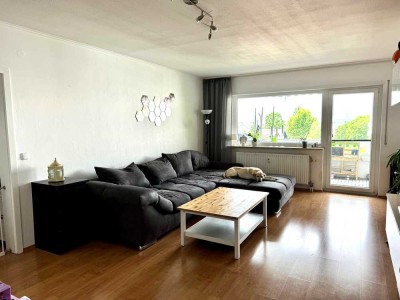 Gepflegte 3 Zimmer ETW * Loggia * TG Stellplatz * Außenstellplatz * Aufzug
