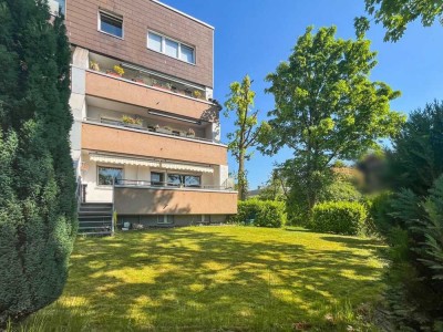 Sonnige Hochparterre-Wohnung mit eigenem Garten und TG-Stellplätzen in Kaarst