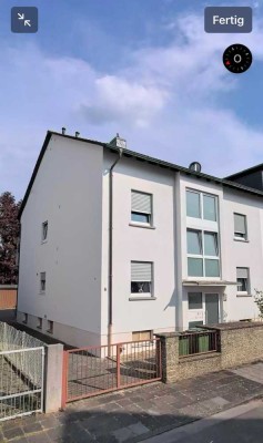4-Zimmer-Wohnung mit Balkon in Dietzenbach