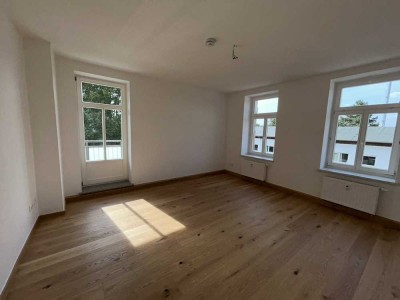 Helle 2-Zimmer-Wohnung mit Balkon – frisch renoviert und sofort bezugsfrei
