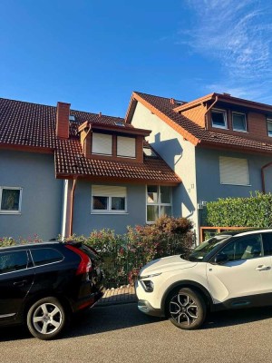 1-Zimmer-Wohnung mit TG-Stellplatz, modernisiert, ruhige Lage & geplanter Terrassenzugang ins Grüne