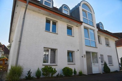 GT-Kattenstroth 3 Zimmer-Wohnung mit Balkon und Tiefgarage in ruhiger und zentraler Lage