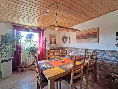 Großzügiges EFH mit Ferienwohnung