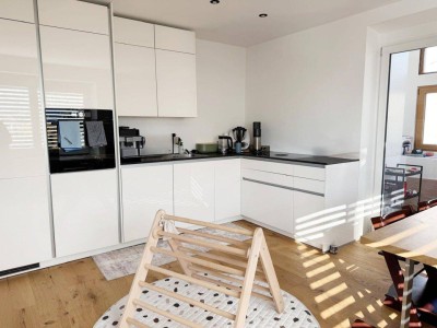 Lichtdurchflutete 3-Zimmer-Wohnung in ruhiger Lage in Absam