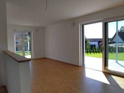 2,5 Zimmer Traumwohnung am Berg, Erstbezug
