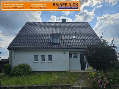 1a Einfamilienhaus in Rheinberg mit Garten sowie Doppelgarage  und viel Entwicklungspotential