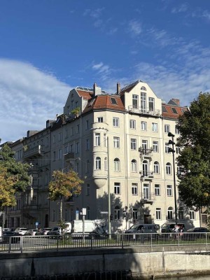 1,5-Zimmer-Altbauwohnung | Altstadt-Lehel | Zwischenmiete (Nov 2025 – Mai 2026) Möbliert