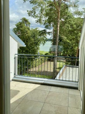 Wunderschöne & ruhige Dachgeschosswohnung mit Balkon – Blick auf den Scharmützelsee