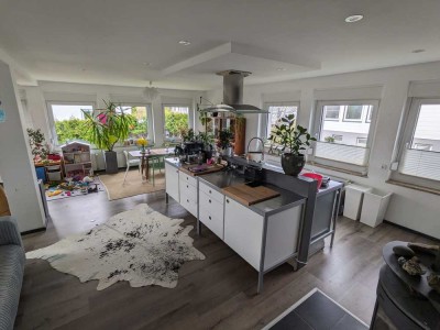 Geräumige 5,5-Zimmer-Wohnung mit Gartenanteil in Bad Stebenmit Garten und Garage