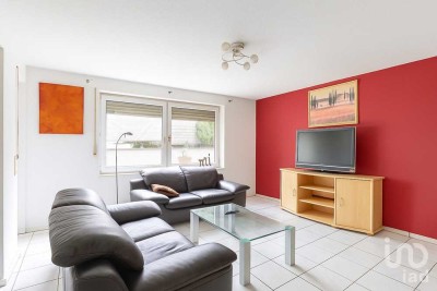 Kapitalanlage in Grevenbroich-Orken: Vermietete Souterrain-Wohnung mit Terrasse in ruhiger Lage