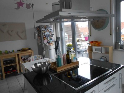 Freundliche und neuwertige 3,5-Raum-Wohnung mit gehobener Innenausstattung in Marl-Polsum
